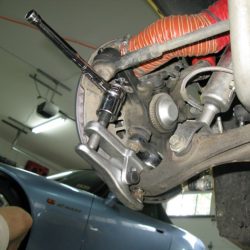 Ball joints in reciprocating engine exhaust systems should be